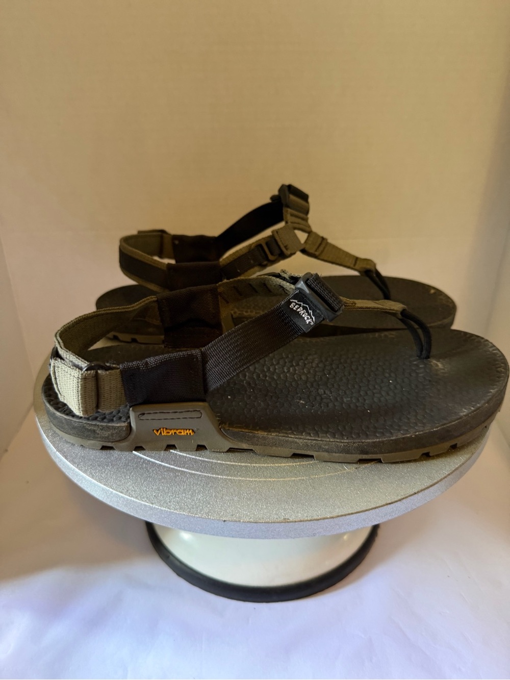 Bedrock Sandals Cairn Evo 3D Vibram Soles Sz M9 W10